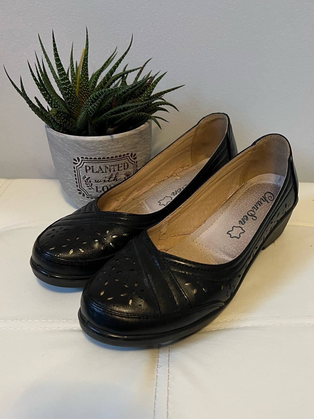 Black Women's Slip-On Comfort Flats